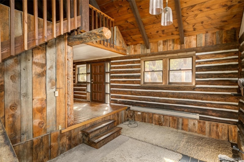 Building Photo - 28620 Yellowjacket Dr