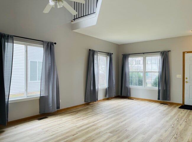 Building Photo - 5440 Sugarloaf Ct