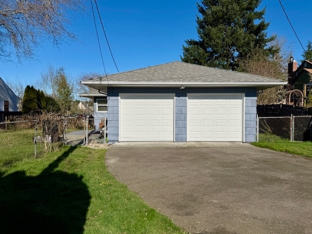 Building Photo - 2317 Holman St