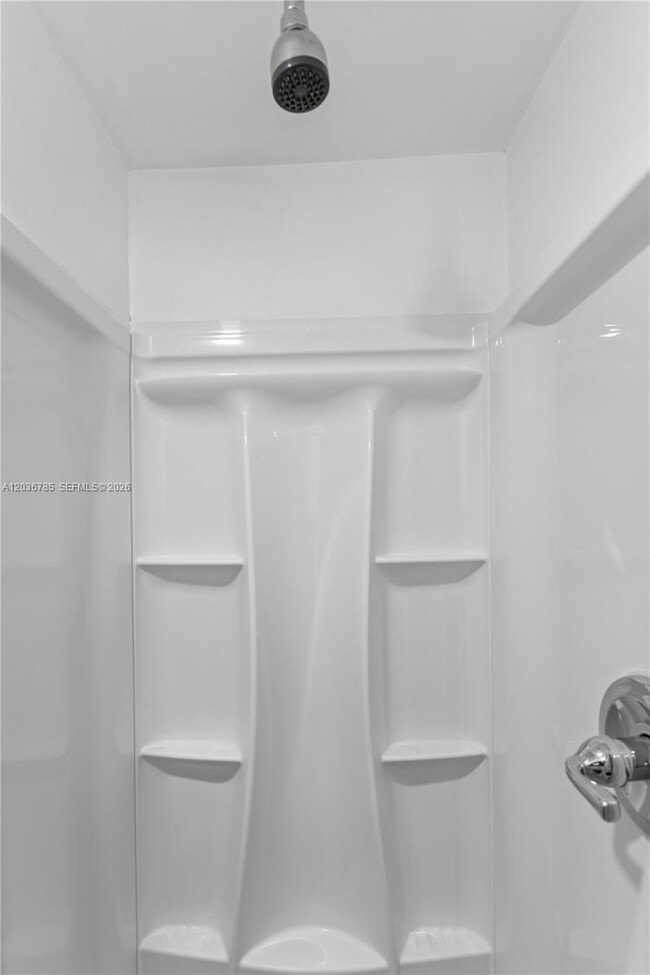 Foto del edificio - 3016 NW 22nd Ct
