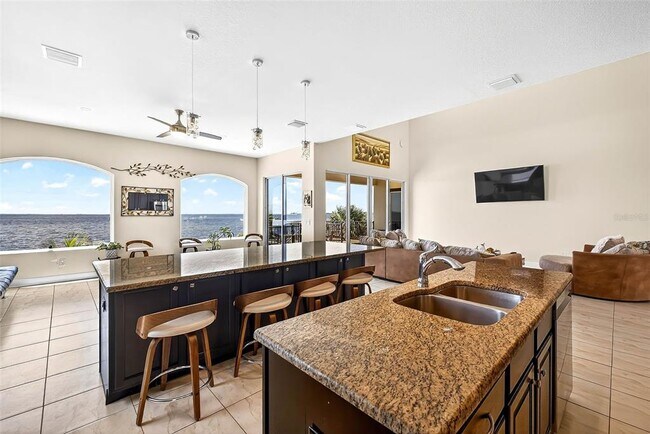 Foto del edificio - 3532 W Shell Point Rd