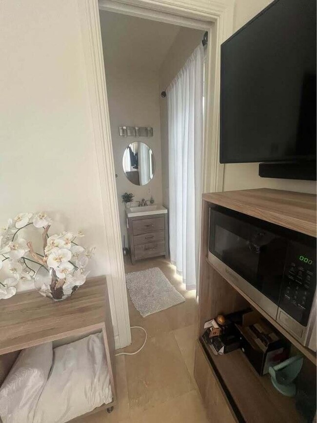 Foto del edificio - 505 SW 16th Ct