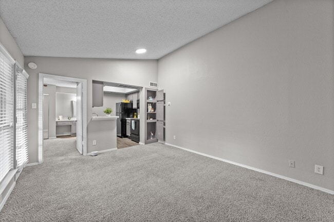 Foto del edificio - Trinity Village Apartments