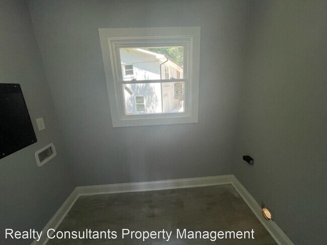 Building Photo - 4 br, 2 bath House - 2119 Archdale Drive