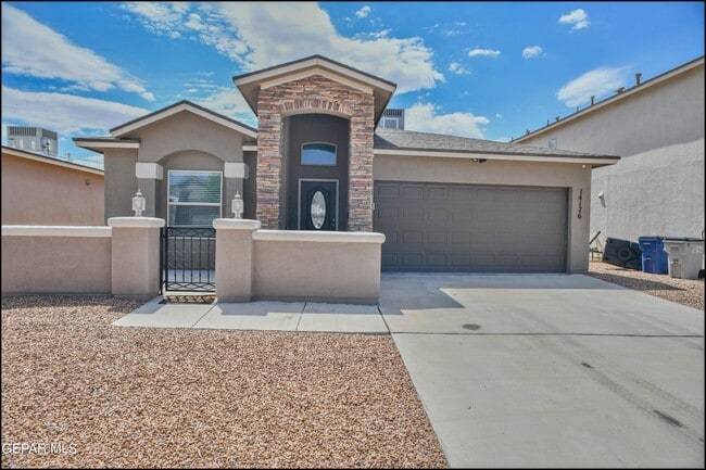 Building Photo - 14176 Charles Pollock Ave