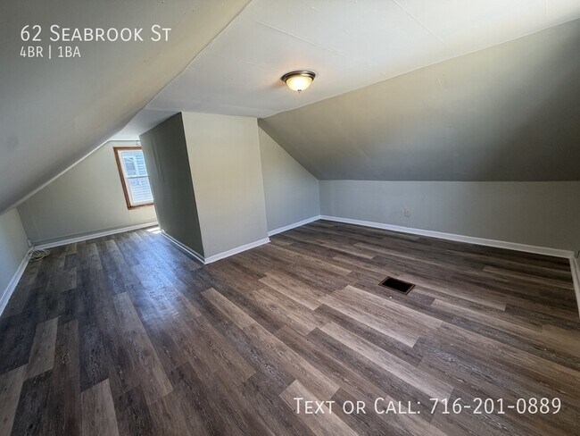 Building Photo - 62 Seabrook St