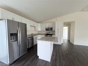 Building Photo - 7002 Waldo Cir