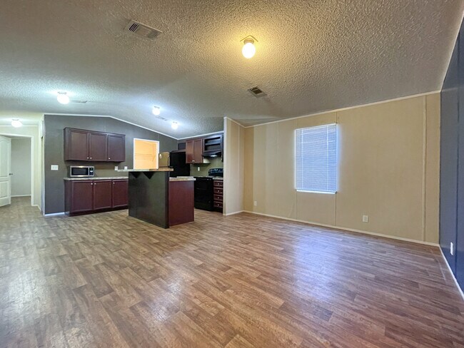 Foto del edificio - 436 Daybreak St