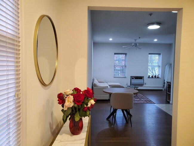 Foto del edificio - 128 Prospect Ave