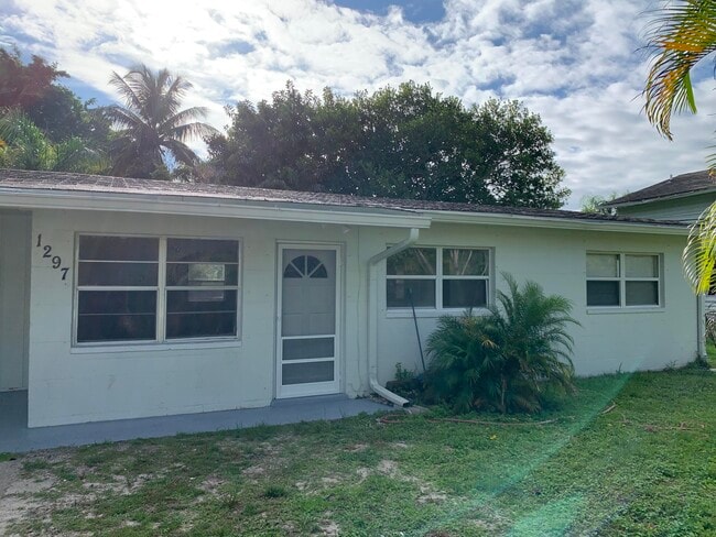 Foto del edificio - 1297 NW Charlie Green Dr