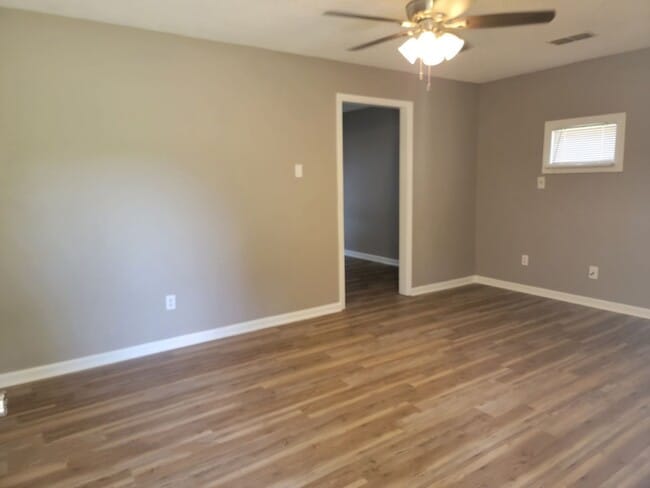 Foto del edificio - 103 Hadley Dr