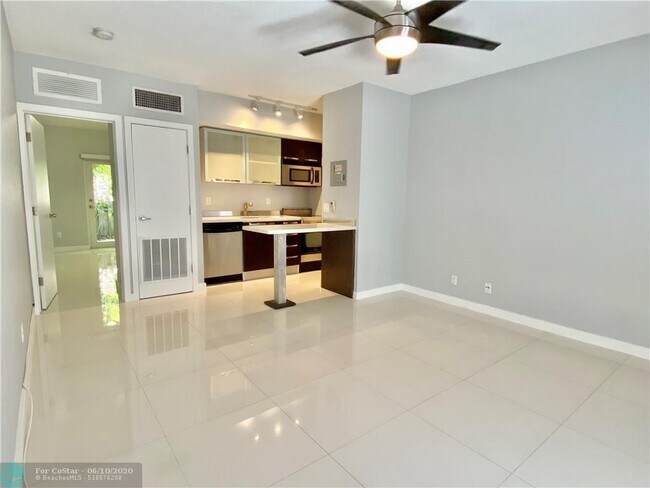 Foto del edificio - 1503 NE 4th Ct