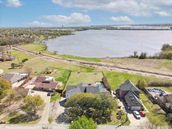 Foto del edificio - 7006 Shipp Rd