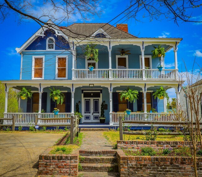 Foto del edificio - 1219 Adams St