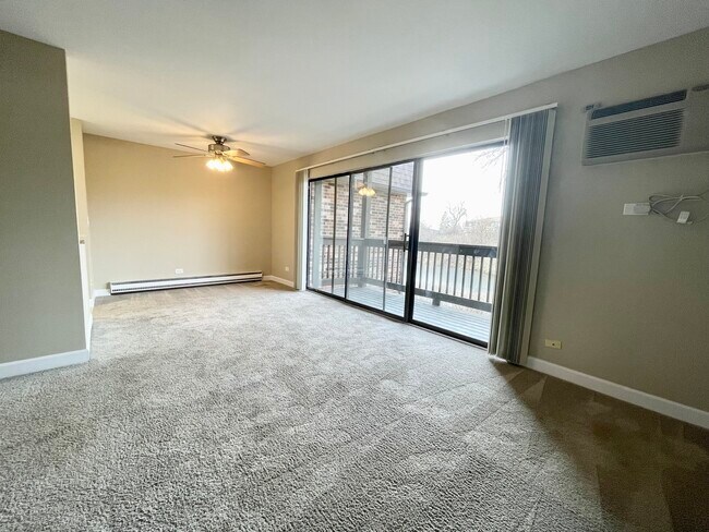 Building Photo - 830 Waterview Cir