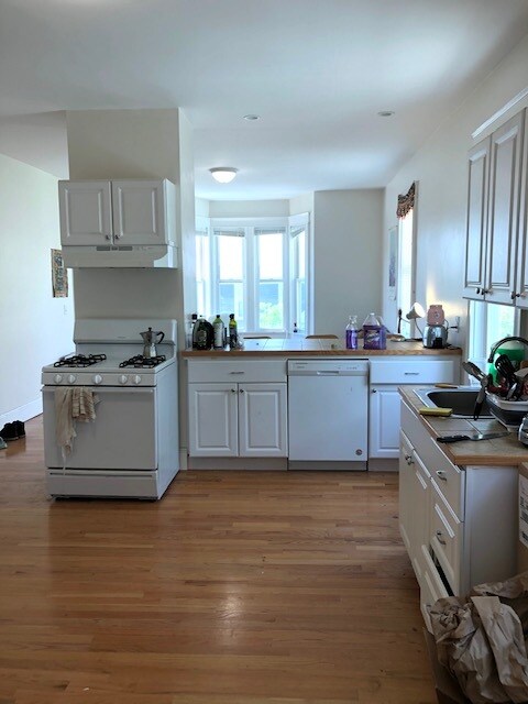 Building Photo - 67 Hope St