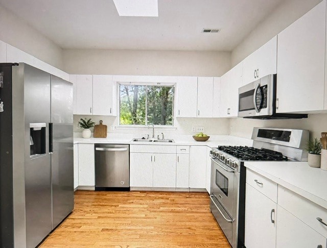 Building Photo - 107 Bay Colony Ct