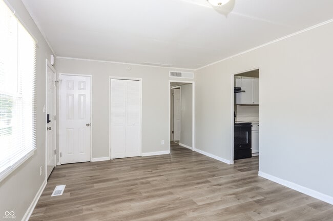 Building Photo - 4030 Kalmar Dr