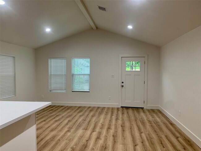 Foto del edificio - 7931 Sherman St