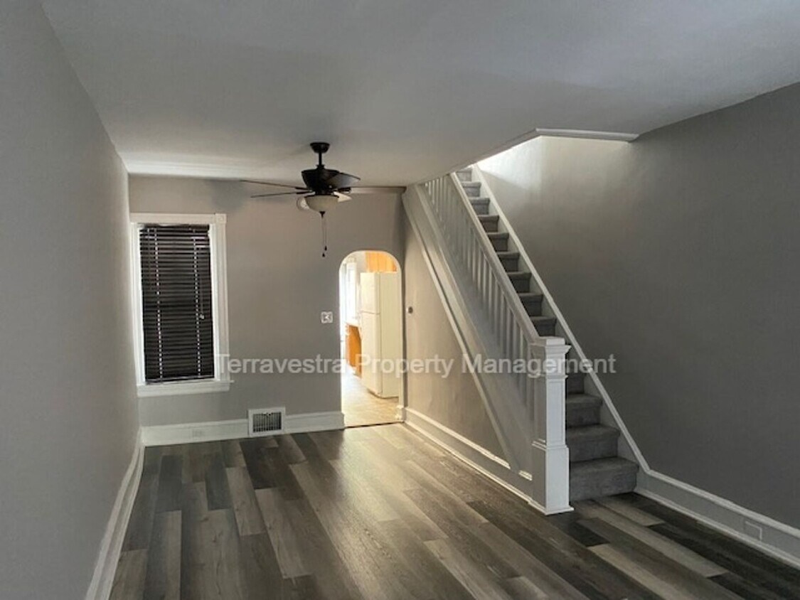 Primary Photo - Beautiful 3 Bedroom Home