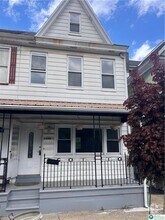 Building Photo - 1239 Lehigh St
