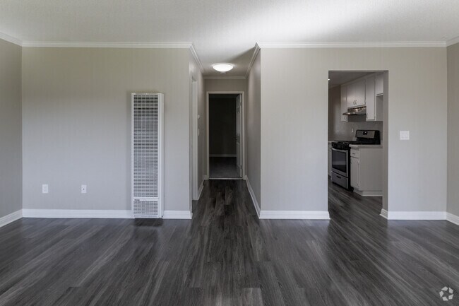 1HAB, 1BA - 645 - San Dimas Village