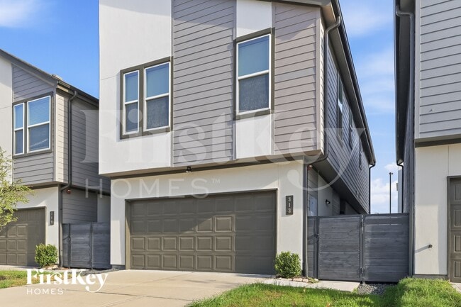 Building Photo - 313 N Centro Cir