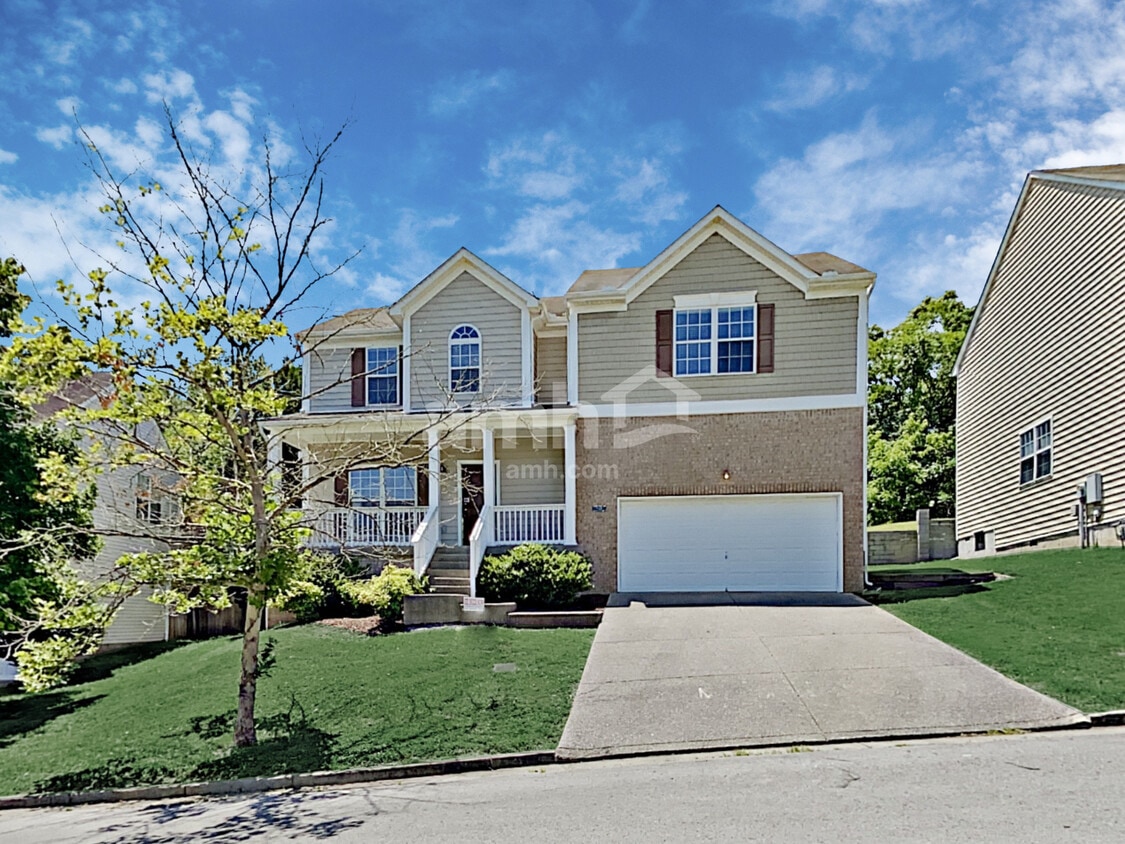 Primary Photo - 145 Claybrook Lane