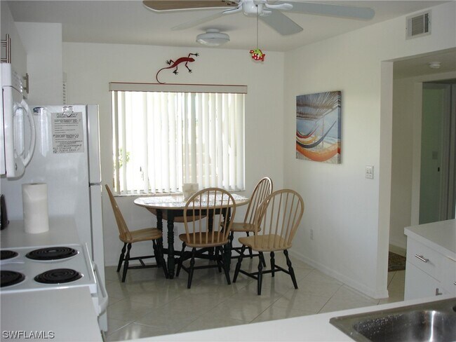 Building Photo - 452 Belina Dr