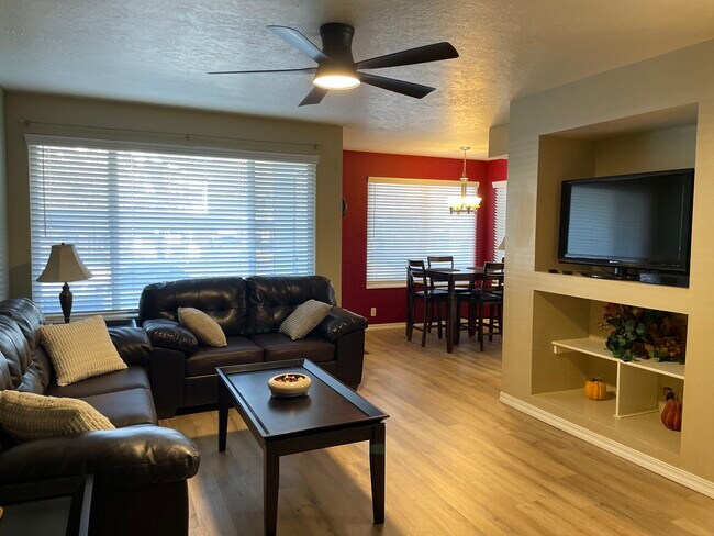 Foto del edificio - 1158 E 6600 S