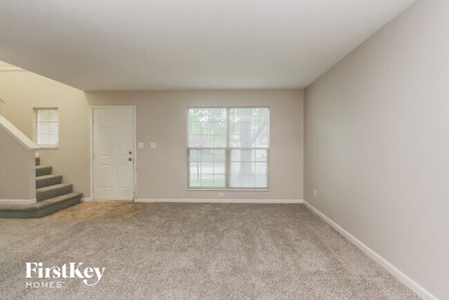 Building Photo - 6916 Raritan Dr