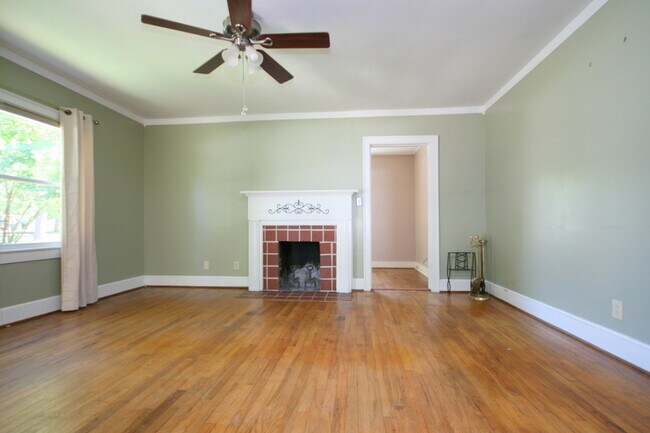Foto del edificio - 2715 Thornton Cir SW