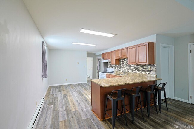 Building Photo - 293 Sinsabaugh Rd