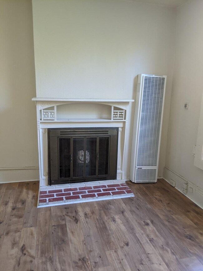 Building Photo - 14a Powers Ave