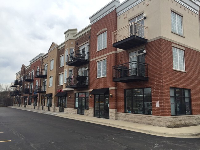 Foto del edificio - 3400 Wellington Ct