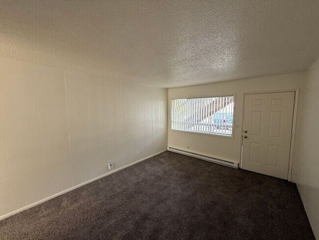 Foto del edificio - 550 SW Levens St