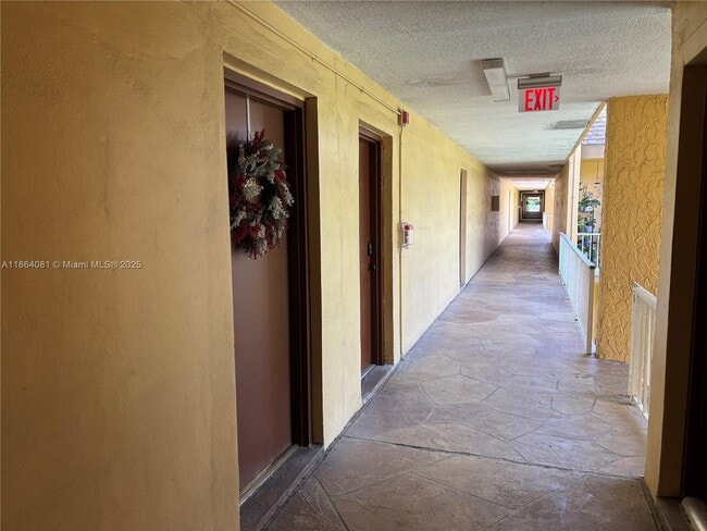 Foto del edificio - 13700 SW 62nd St
