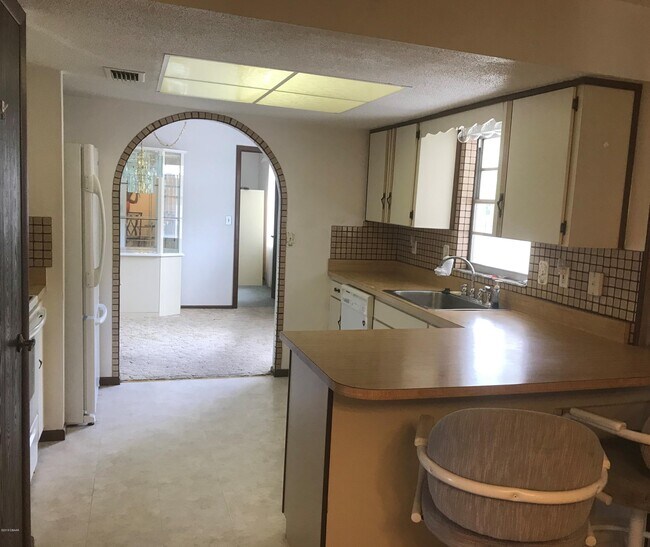 Building Photo - 1064 Wexford Way