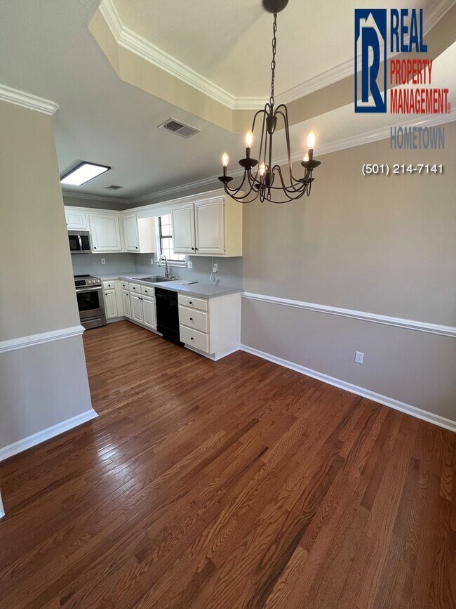 Building Photo - 2615 Creekside Dr