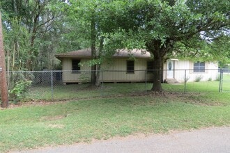 Building Photo - 380 Keeland Dr