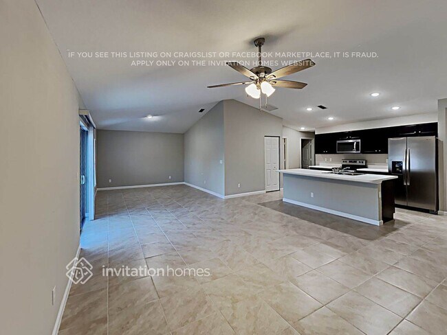 Foto del edificio - 3330 SE East Snow Rd
