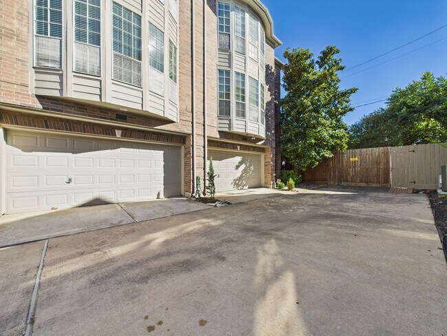 Foto del edificio - 3811 Jack St