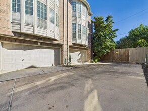 Building Photo - 3811 Jack St