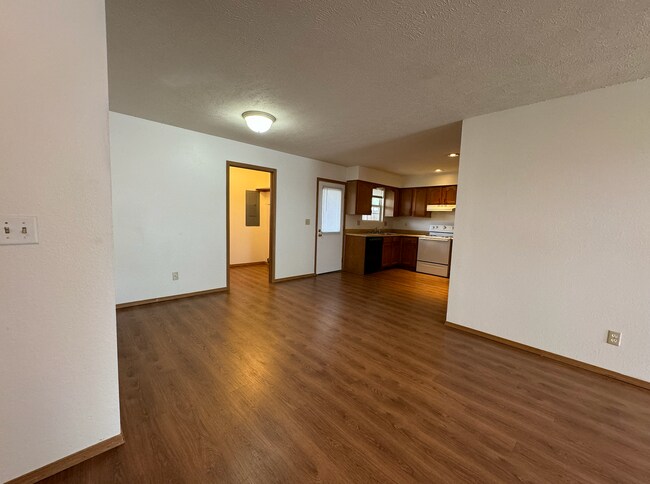 Building Photo - 128 W Terrace Ct