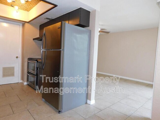 Foto del edificio - 2600 Penny Ln