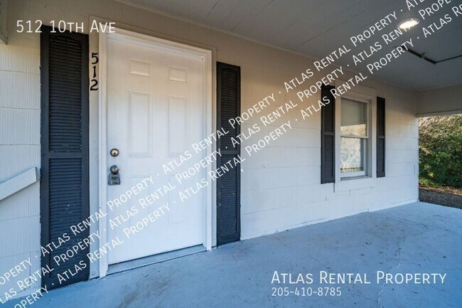 Building Photo - 512 10th Ave