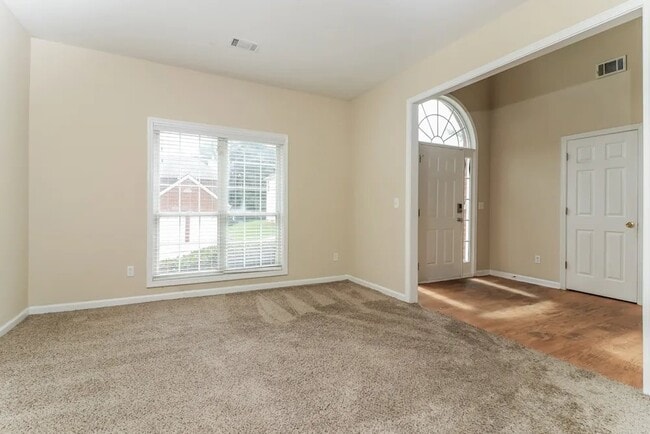 Building Photo - 3749 Cranford Dr SW