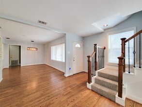 Building Photo - 5536 Aspen St