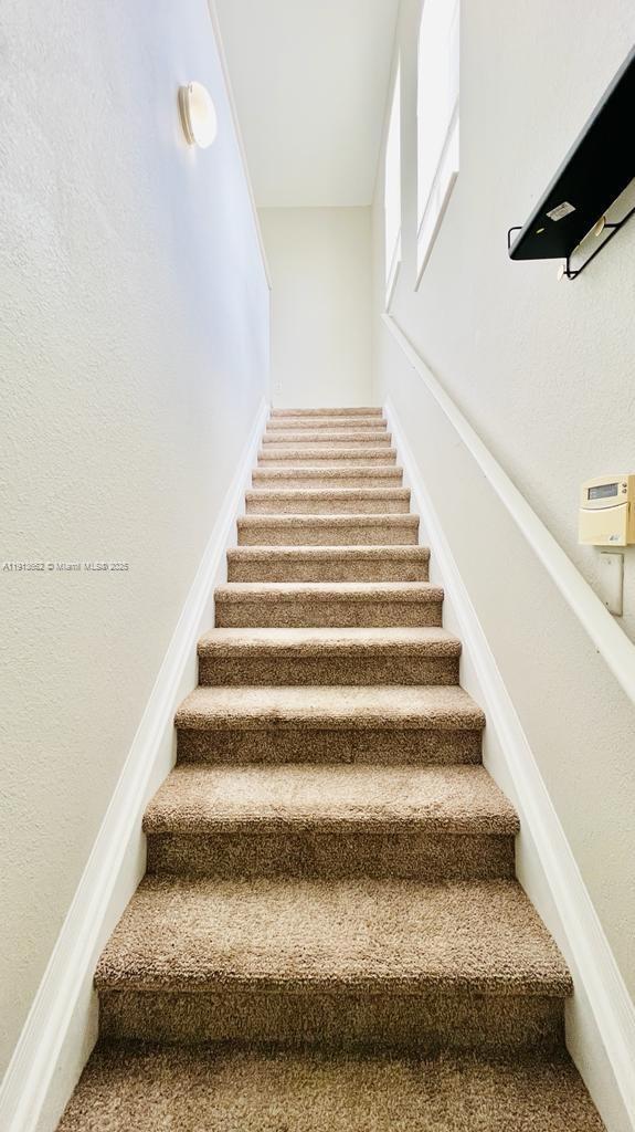 Foto del edificio - 124 SW Peacock Blvd