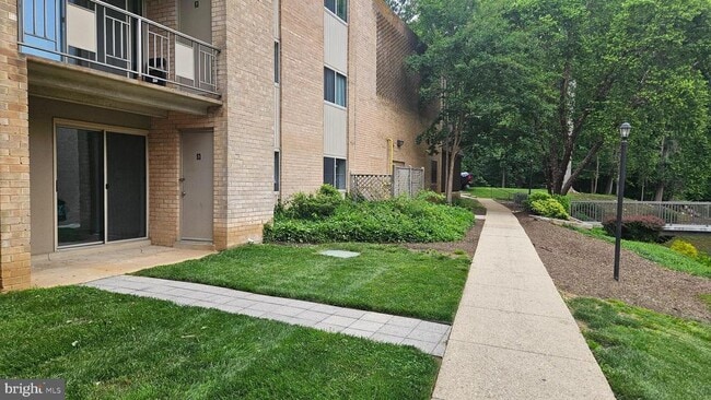 Foto del edificio - 5113 Crossfield Ct